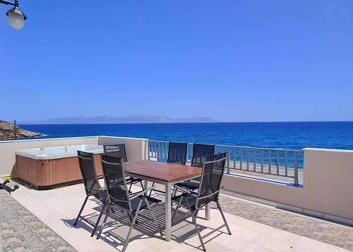 Appartamento Beachfront Ela Luxury With Jacuzzi & Views Agia Pelagia (Kythira)
