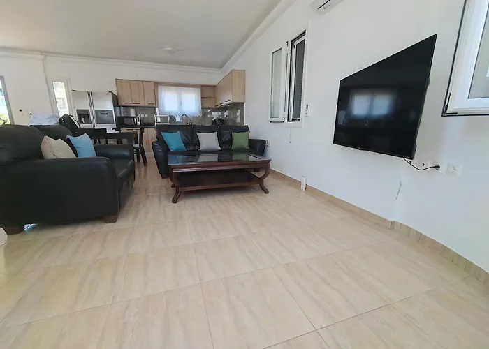 Appartamento Beachfront Ela Luxury With Jacuzzi & Views