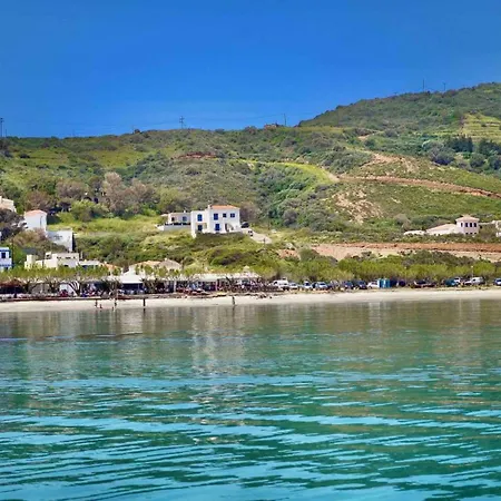 Beachfront Panorama Kythira Jacuzzi & Sea View * Agia Pelagia (Kythira)